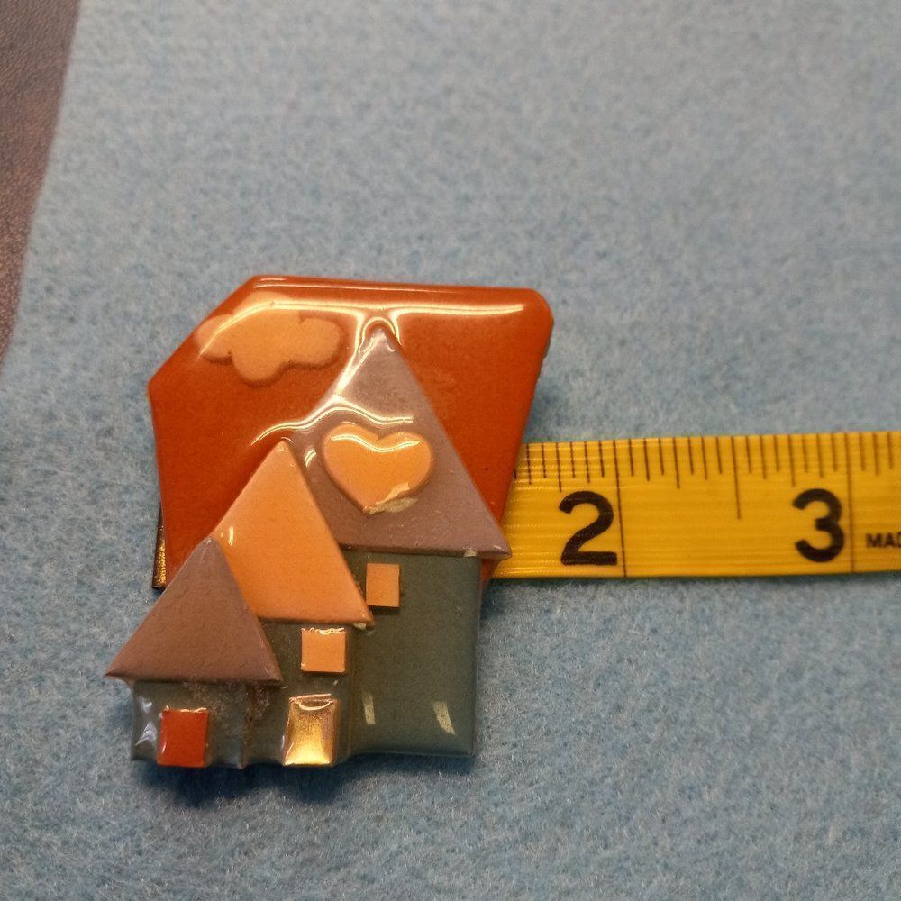House Pin by Lucinda - Picture 3 of 4